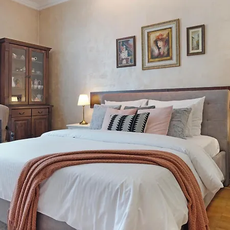 Ambasador&luxury Downtown